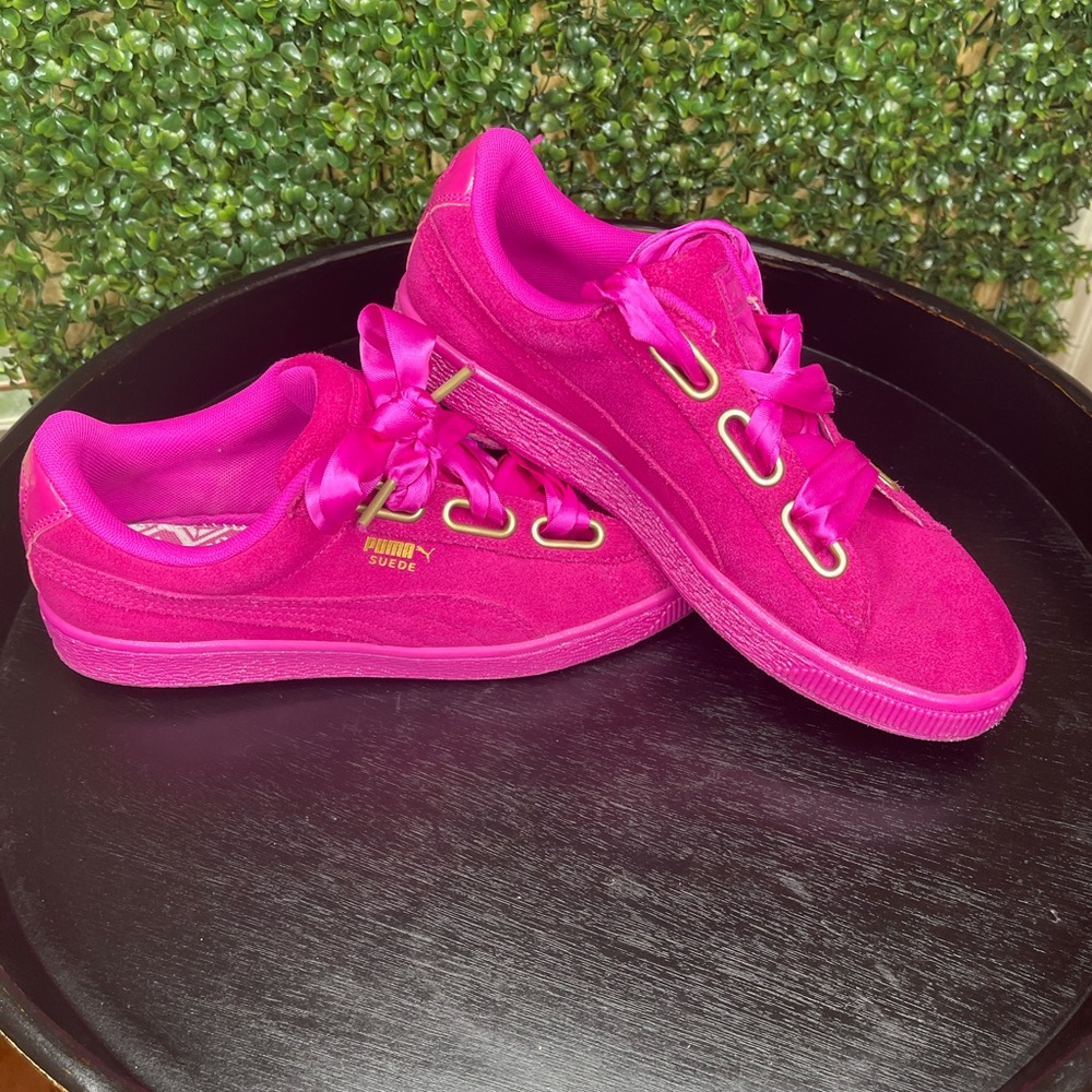 PUMA Suede Heart Satin II Lace Up Sneakers